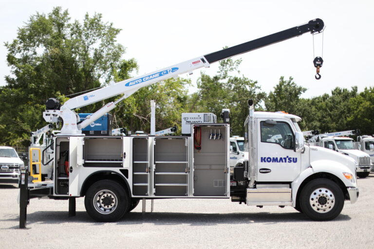 What Service Crane Is Right for Your Truck Application? | Electric Crane, Electric Hydraulic Crane, & Hydraulic Crane | Ramsey Industries